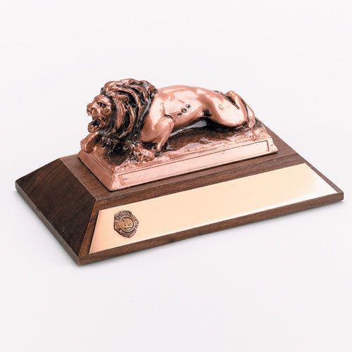 Model Lion on Wooden Base.jpg